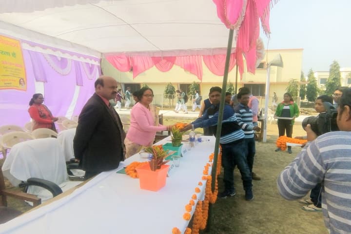 Lalta Singh Rajkiya Mahila Snatkottar Mahavidyalaya, Adalhat campus photo 4