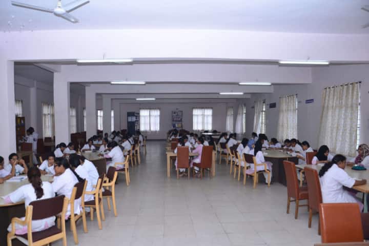 Malla Reddy Dental College for Women, Hyderabad campus photo 4