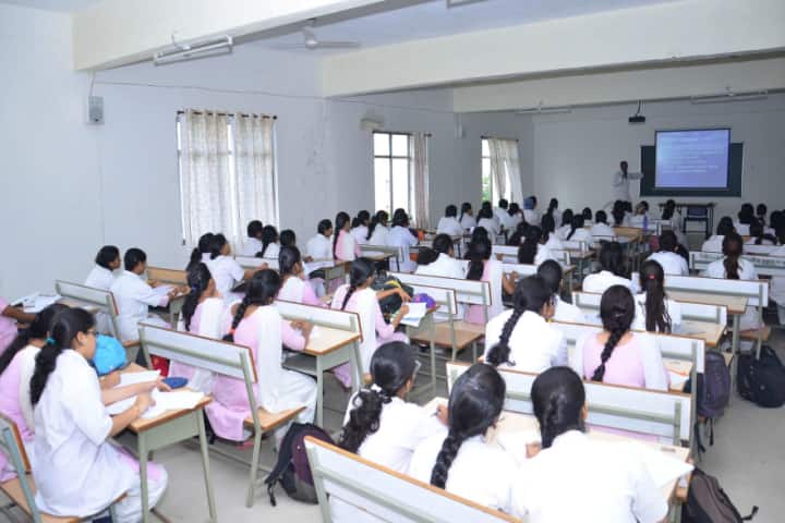 Malla Reddy Dental College for Women, Hyderabad campus photo 5