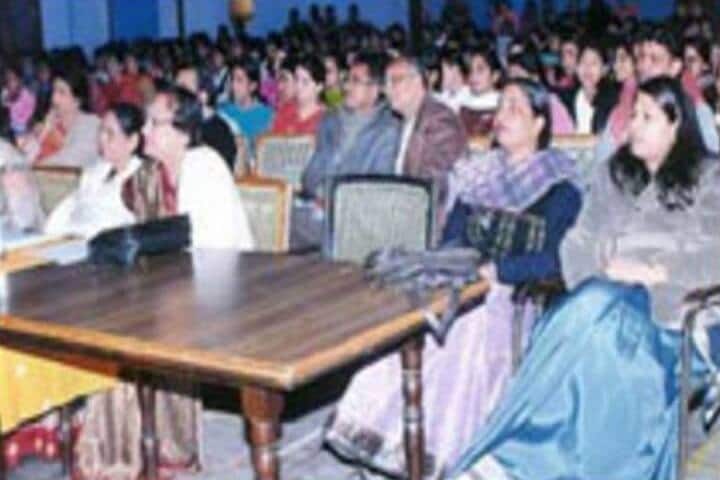 Shri Kund Kund Jain PG College, Muzaffarnagar campus photo 3