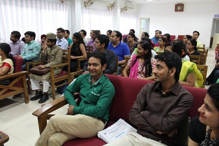 Motilal Nehru College Evening, New Delhi campus photo 2