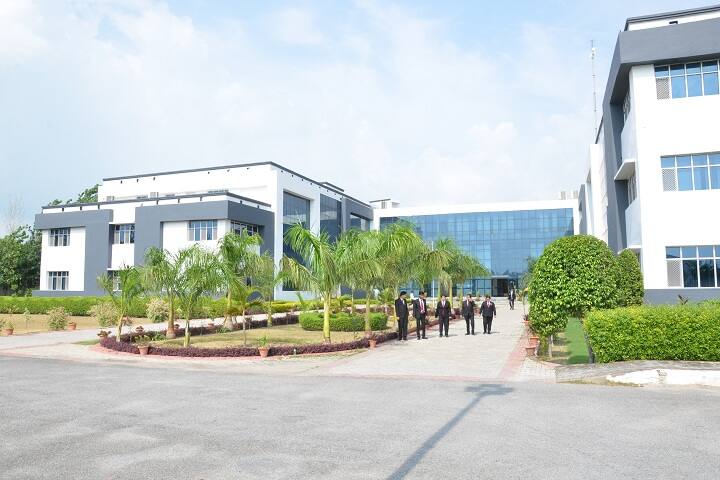Shri Ram Murti Smarak International Business School, Lucknow campus photo 2