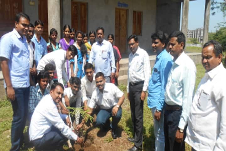 Late Dr Shankarrao Satav Arts and Commerce College, Kalamnuri campus photo 5