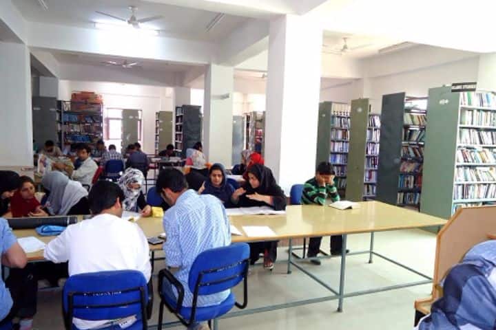 IUST Pulwama campus photo 3
