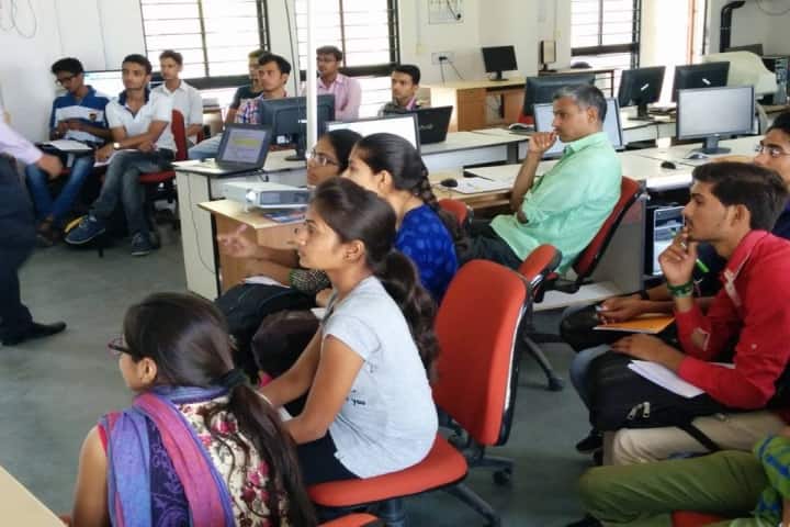 GEC Rajkot campus photo 4