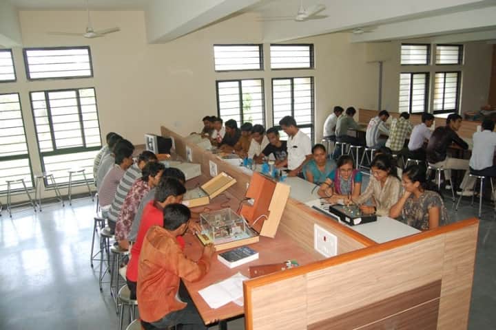 GEC Bhavnagar campus photo 6