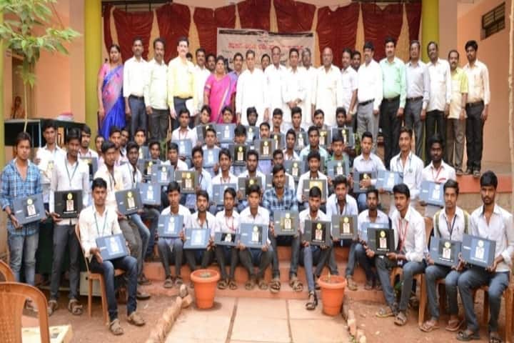 Government First Grade College, Hunnur campus photo 3