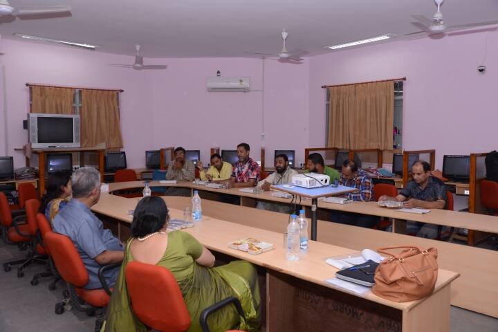 The Sarvoday Nagrik Sahkari Bank Ltd SB Mahila Arts College, Himmatnagar campus photo 3
