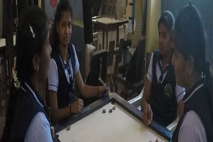 Maharani's Arts College for Women, Mysore campus photo 4