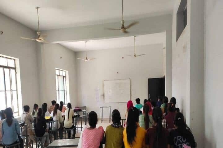 Saraswati Girls PG College, Manoharpur campus photo 6