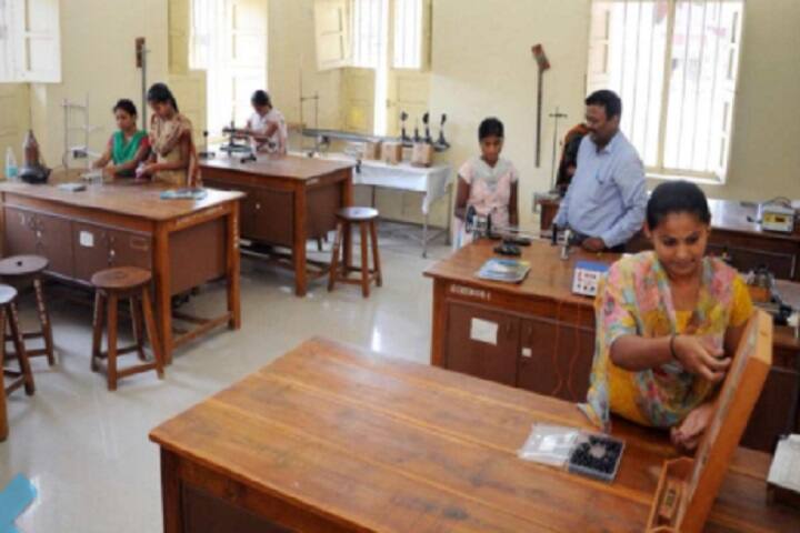 Government College for Women, Maddur campus photo 4