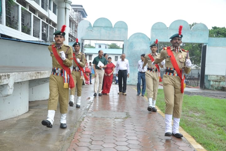 PMB Gujarati Arts and Law College, Indore campus photo 4