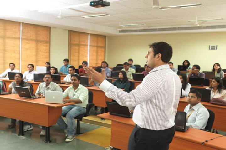 Jaipuria Institute of Management, Indore campus photo 5