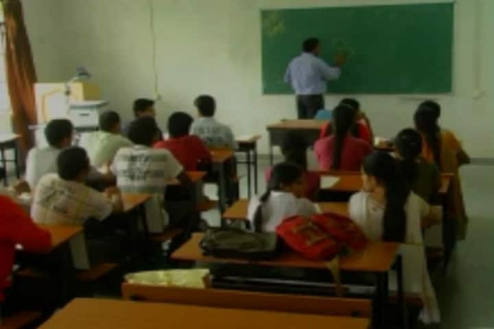 School of Pharmacy Devi Ahilya Vishwavidyalaya, Indore campus photo 2