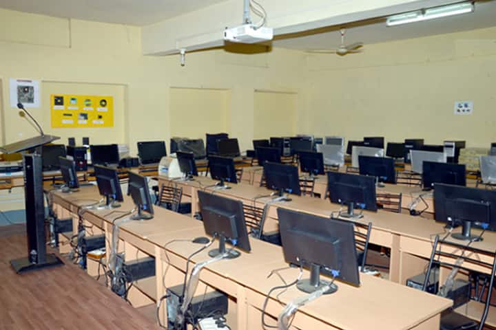 KNVV Sangha's Arts and Commerce College, Kittur campus photo 4