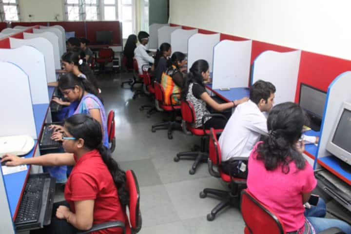 Vivekanand Education Society's College of Pharmacy, Mumbai campus photo 4