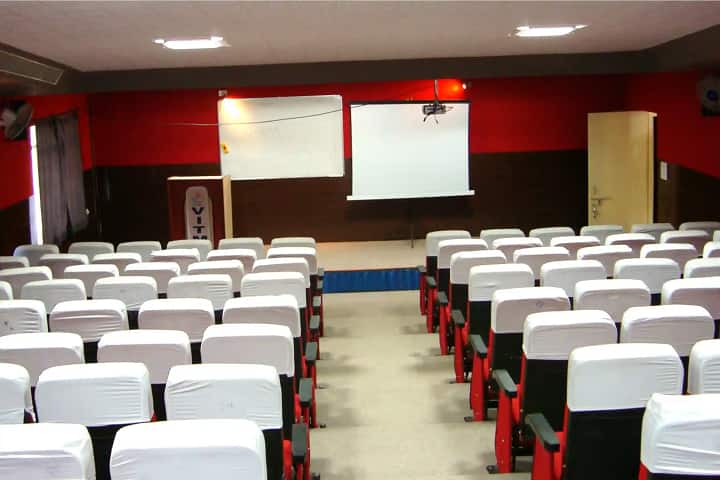 Vikrant University, Gwalior campus photo 3
