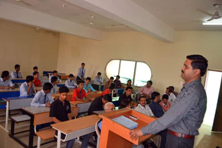 School of Engineering and Technology, Vikrant University, Gwalior, Gwalior campus photo 3