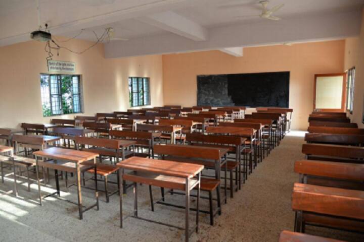 Late Dattatray Pusadkar Arts College, Amravati campus photo 5