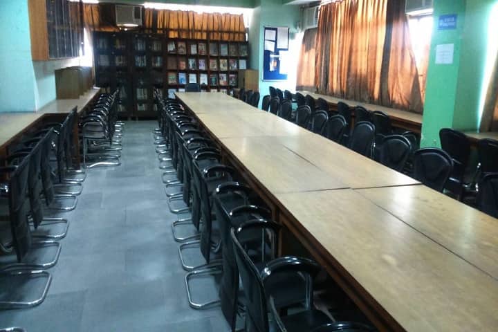 Dyal Singh Evening College, New Delhi campus photo 5