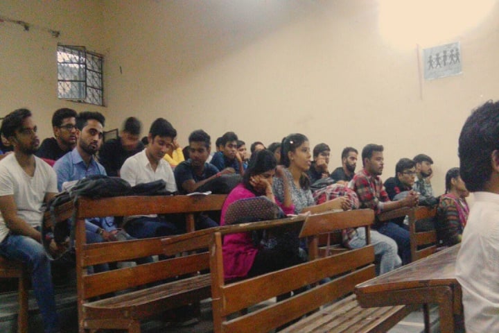 Shyam Lal College Evening, Delhi campus photo 2