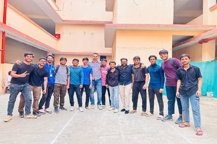 Abhinav College of Arts Commerce and Science, Thane campus photo 4