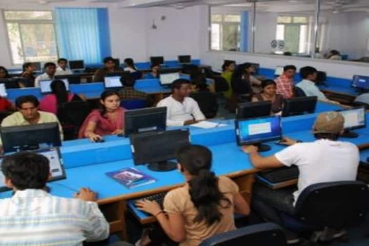 IITM Janakpuri campus photo 4