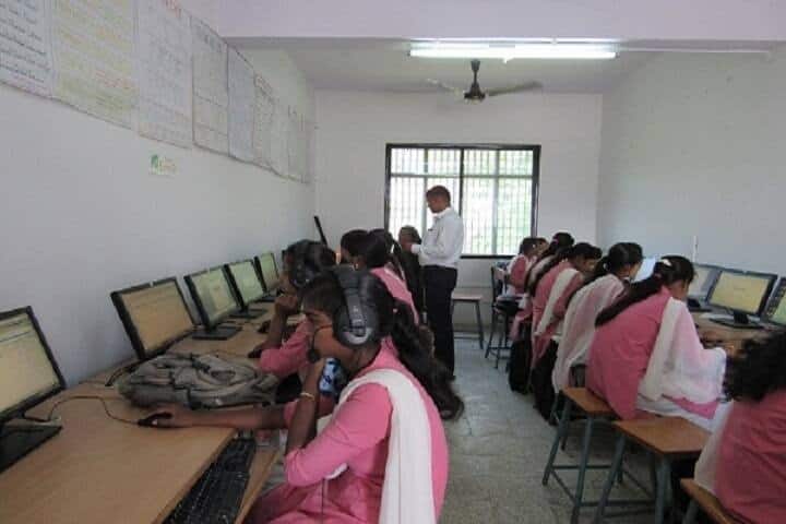 Rayat Shikshan Sanstha's Yashwantrao Chavan Mahavidyalaya, Pachwad campus photo 3