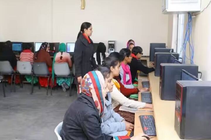 Sant Hira Dass Kanya Mahavidyalaya, Kapurthala campus photo 5