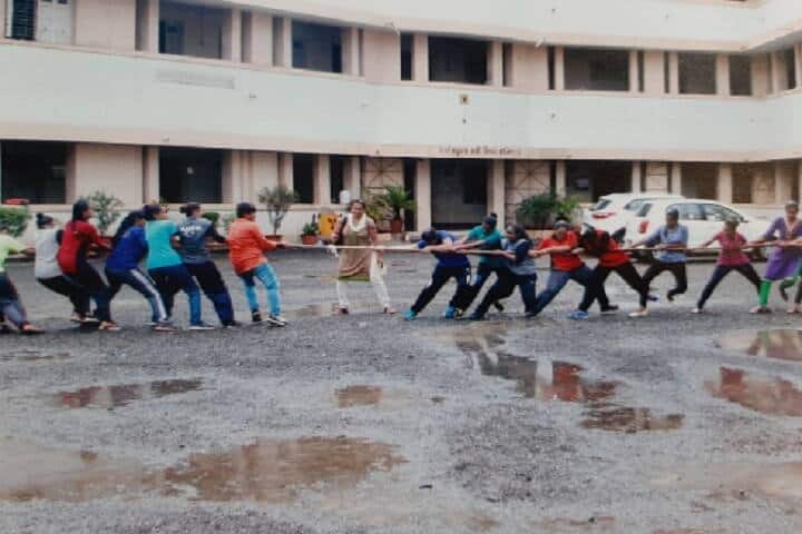 Smt NC Gandhi and Smt BV Gandhi Mahila Arts and Commerce College, Bhavnagar campus photo 3