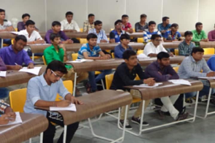 College of Agricultural Engineering and Technology, Godhra campus photo 3