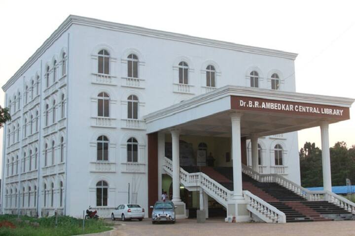 School of Biotechnology, Jawaharlal Nehru Technological University, Kakinada campus photo 3
