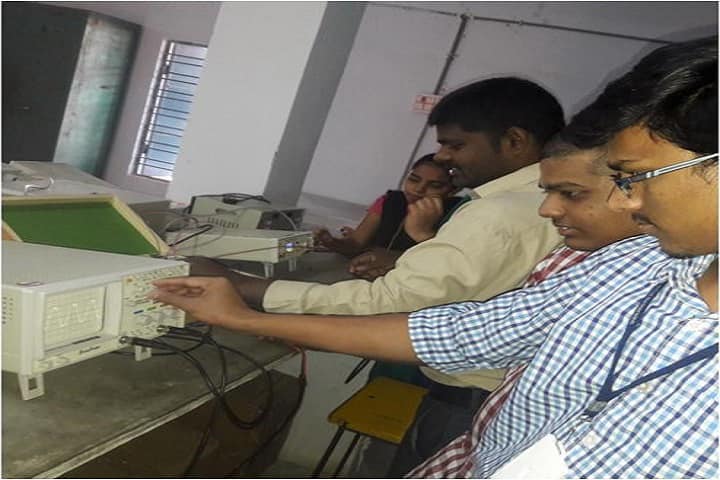 University College of Engineering JNTUK, Narasaraopet campus photo 2