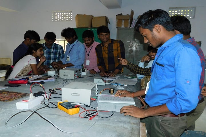 University College of Engineering JNTUK, Narasaraopet campus photo 3