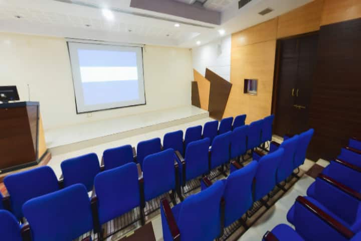 KLE Deemed University campus photo 2