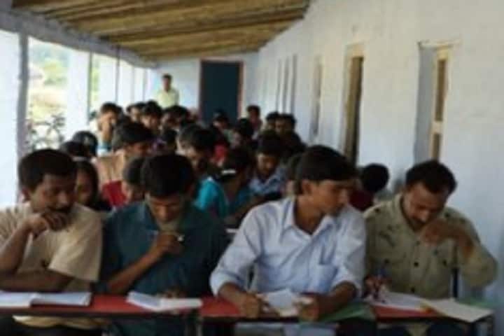 Sidheshwari Laxminath Sanskrit College, Gajahara campus photo 6