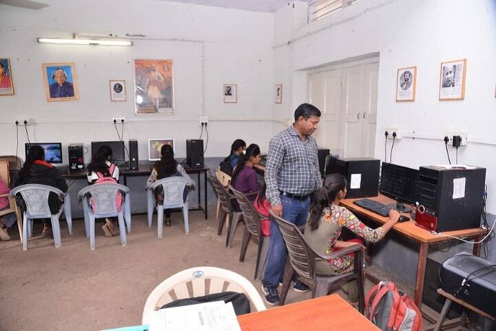 Late SD Patil Alias Baburao Dada Arts Commerce and Late Bhausaheb MD Sisode Science College, Shindkheda campus photo 5