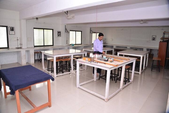 Late SD Patil Alias Baburao Dada Arts Commerce and Late Bhausaheb MD Sisode Science College, Shindkheda campus photo 6