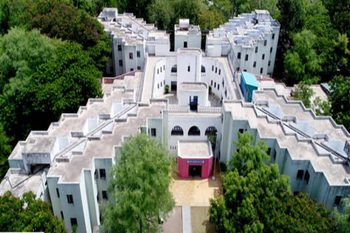 Pravara Institute of Medical Sciences, Loni campus photo 3