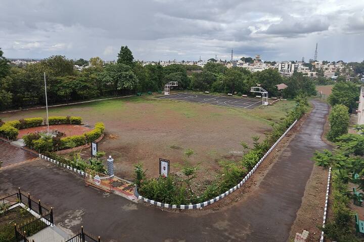 Phaltan Education Society's Mudhoji College, Phaltan campus photo 2