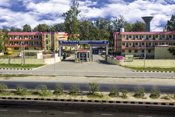 BCET Gurdaspur campus photo 2