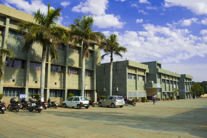 BCET Gurdaspur campus photo 3