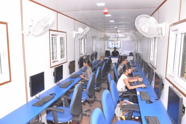 Sant Jayacharya Girls College, Jaipur campus photo 3