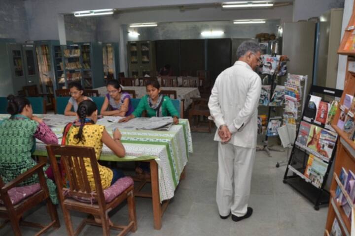 Sir PT Science College, Modasa campus photo 5
