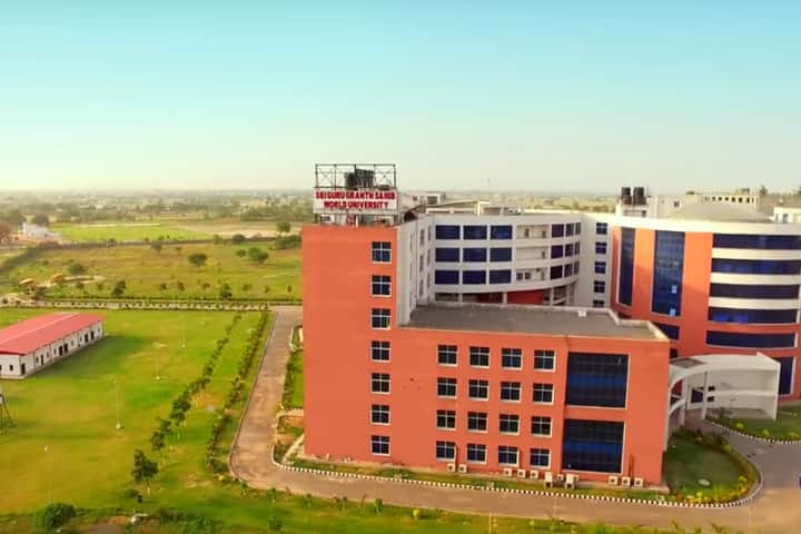 Sri Guru Granth Sahib World University, Fatehgarh Sahib campus photo 3