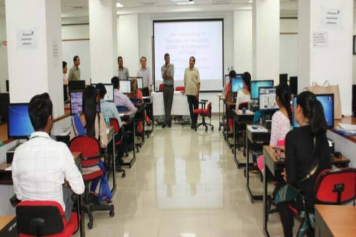 IIPS Mumbai campus photo 6