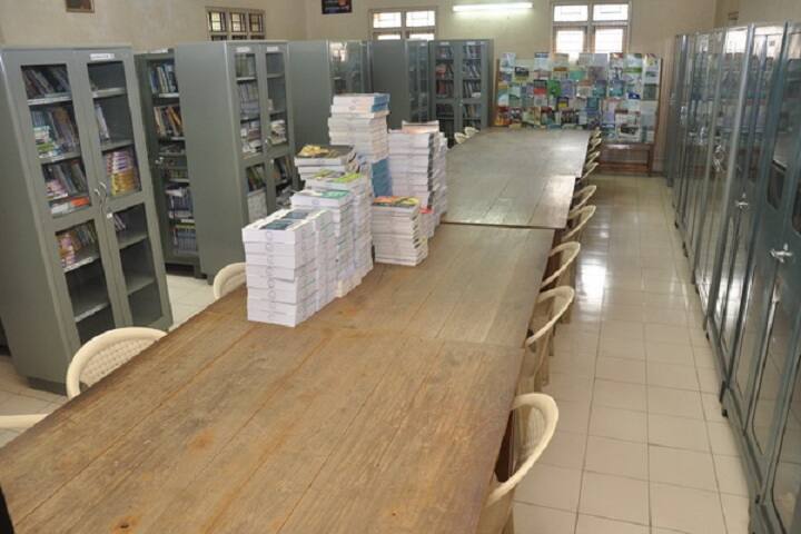 SR Luthra Institute of Management, Surat campus photo 3