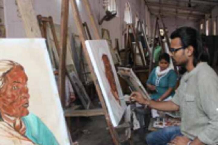 International Institute of Fine Arts, Modinagar campus photo 6