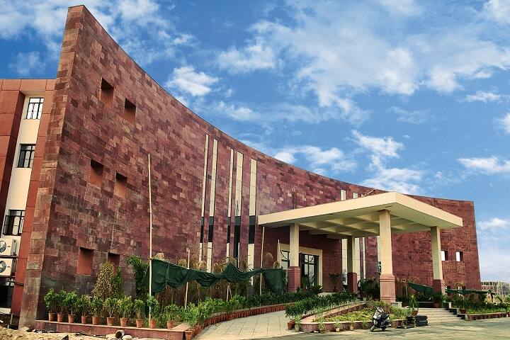 Poornima University, Jaipur campus photo 4