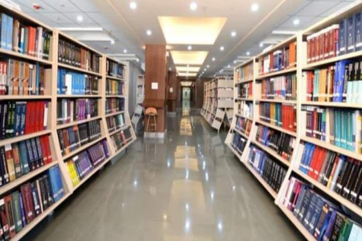 DY Patil Vidyapeeth campus photo 2